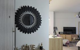 Chic & Comfort Homes In Central Volos # 2